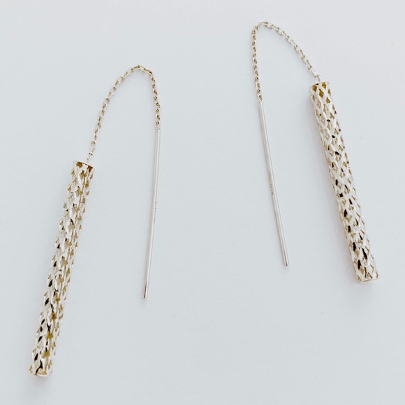 Micheal Hill Jewelry - 14kt White Gold Threader Bar Earrings